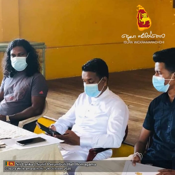 Presentation of Appointment Letters to Job Recipients in Homagama