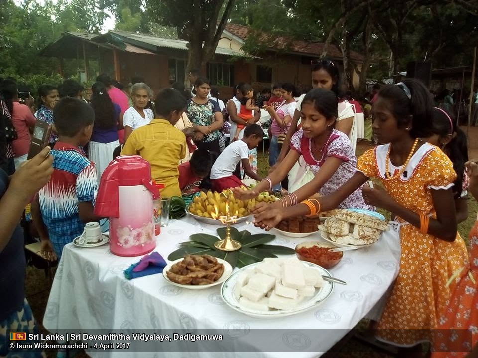Sponsoring Prizes for the Sinhala and Tamil New Year Celebration at Sri Devamiththa Vidyalaya