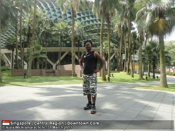 එස්ප්ලැනේඩ් – ද තියටර්ස් ඔන් ද බේඑස්ප්ලැනේඩ් – ද තියටර්ස් ඔන් ද බේ