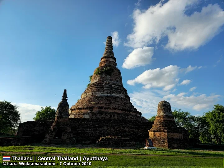 Visiting Wat Chakrawat